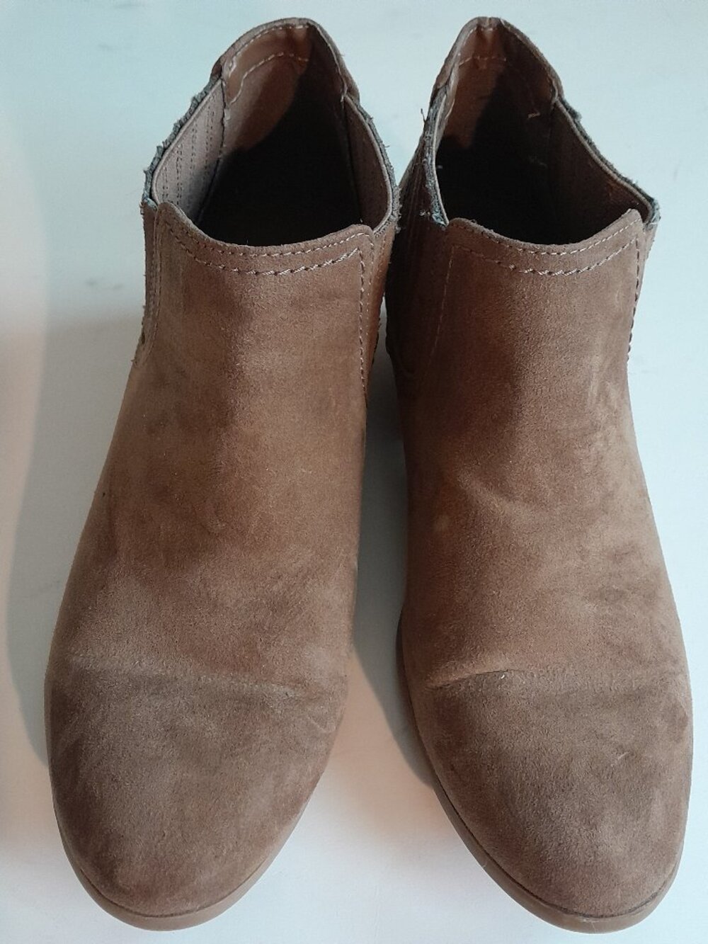 American Eagle Ankle Bootie Block Heel Chelsea Boot Faux Suede Brown Size 7.5